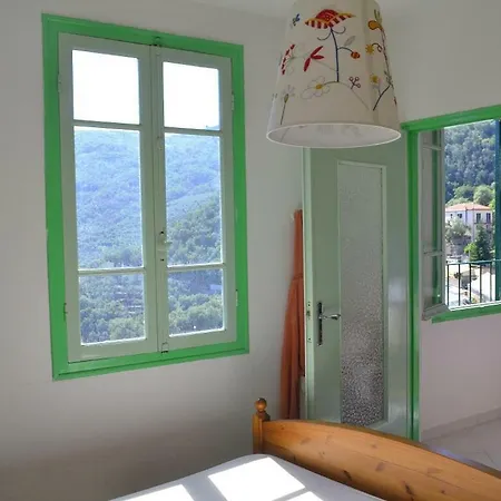 Apartment Casa Verde Pietrabruna
